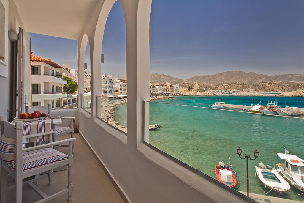 Nereus Luxurious Suites Karpathos Exteriör bild