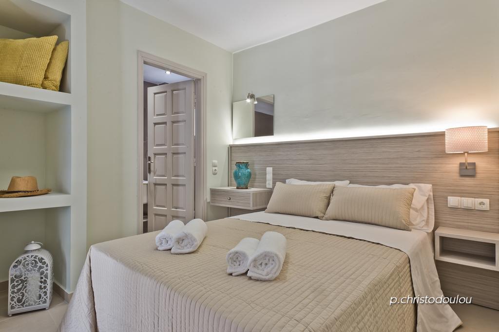 Nereus Luxurious Suites Karpathos Exteriör bild